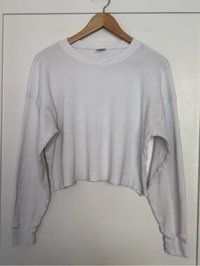 TNA Aritzia Thermal Boxy Top M Ivory Cropped Waffle Knit Long Sleeve Minimalist